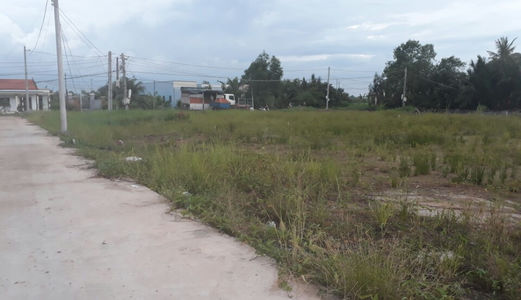 Cần Bán Gấp Lô Mặt Tiền Liên Xã 150m2 Tại Tân Bửu, Bến Lức, Long An