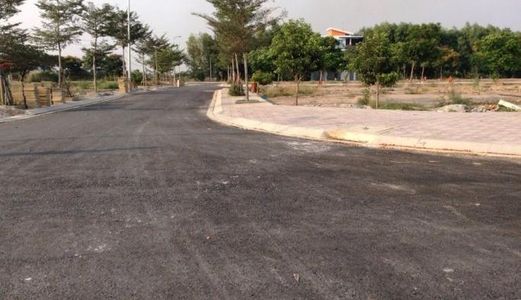 Mở Bán 5 Lô Mặt Tiền Dg Nguyễn Thị Định- Liền Kề Tttm Q2- Kdc Đông Đúc- Có Sổ- Xtd- Ck 3%