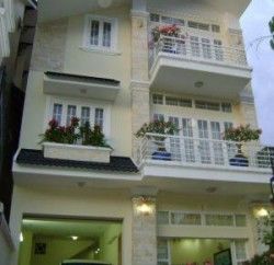 Cho Thuê Nhà 1 Trệt 2 Lầu , Góc 2 Mặt Tiền , Trục Chính Kdc 586 , Q. Cái Răng