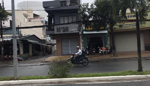 Cho Thuê Mặt Bằng Mặt Tiền Nguyễn Văn Cừ Gần Đại Học Tài Chức Giá 15tr