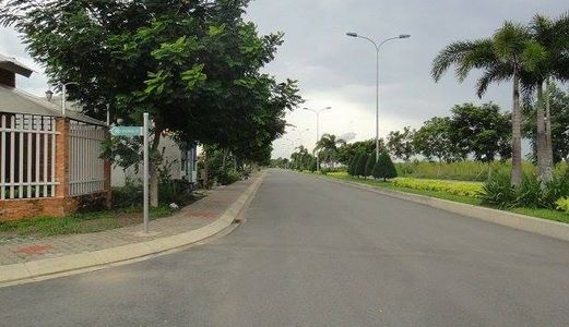 Bán Gấp Lô Đất Mặt Tiền Ven Sông Ngay Kđt Fpt