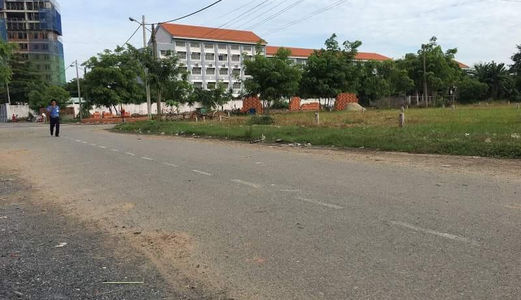 Đất Nền Đầu Tư Sinh Lời Ngay.  Sổ Riêng Từng Nền.  Mặt Tiền Đường 29m.  Hạ Tầng Hoàn Thiện.