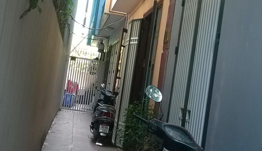 Nhà Mới Bán GẤP Phố Lạc Long Quân, Quận Cầu Giấy, Diện Tích 34m2, 5 tầng, chỉ 3.35 tỷ.