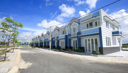 Bán Gấp Nhà 900TR - Hướng Tây -  View Công Viên Cực Đẹp - SHR - Bao Hoàn Công