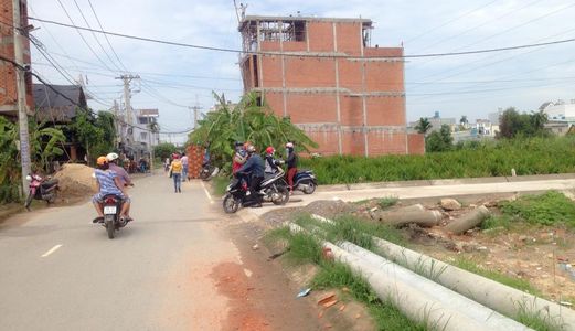 Bán Gấp Lô Đất 300m2, Sổ Hồng Riêng,600 Triệu, Mặt Tiền Đường