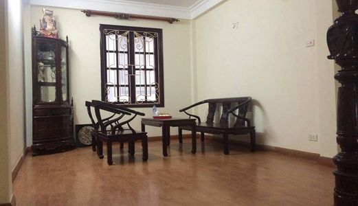 Bán Nhà Đường Láng Đống Đa 5tầng Dt 45m2 Tk Hiện Đại Oto Cách Nhà 20m Giá 4,5tỷ