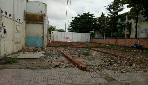 Đất Ngay Ngã Tư Bảy Hiền, Giá 4,4 Tỷ, Sổ Hồng Riêng. LH: 0911.88.37.88