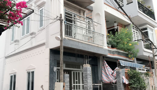 Chính Chủ Bán Gấp Nhà Phố Mới Xây 1 Trệt 2 Lầu Góc 2 Mặt Tiền Hẻm Xe Hơi 467/3 Kha Vạn Cân Thủ Đức