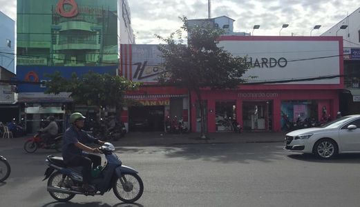Cho Thuê Nhà Ngang 5,5m, Đường Hùng Vương, Tổng Trên 300m2