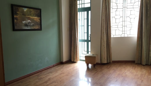 Văn Phòng 24m2 Đường Hoa Lan Quận Phú Nhuận