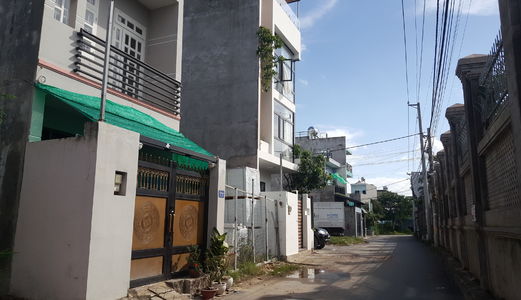 Bán Gấp Lô 61m2 Sổ Hồng Chỉ 1010 Tỷ. Nguyễn Xiển Quận 9. 0989988099