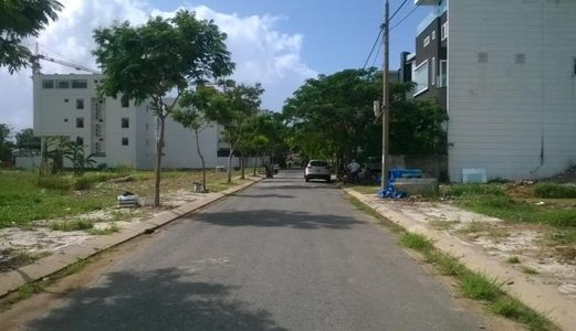  Vỡ Nợ Cần Bán Gấp 300m2 Đất Thổ Cư Có SHR,Giá 4tr2/M2. LH 0976 762 814