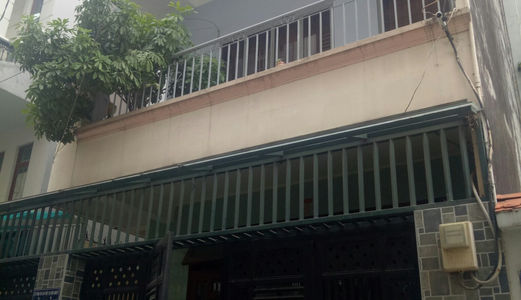 Bán Gấp Nhà 6x18.1 Trệt 2 Lầu, Ngay Công Viên Gia Định, Cách Sân Bay 5'.