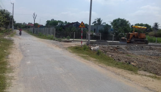 Còn 10 Nền Đất Cuối Cùng Đối Diện Trường Cấp 3,Có SHR