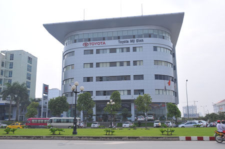 Cho Thuê Văn Phòng Tòa Toyota Mỹ Đình Đối Diện Bến Xe Mỹ Đình Diện Tích 50m2-500m2