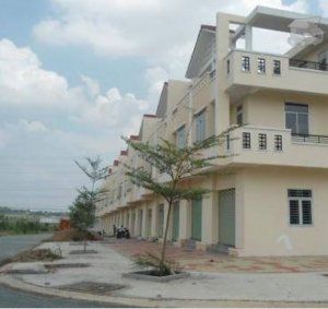 Kẹt Tiền Cần Bán Nhà (5X30) Đất Mt Chợ 10X30 Giá 570Tr, Tiện Buôn Bán