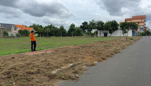 Đất Thổ Cư 100%, Cầm Tay Sổ Đỏ, Thị Trấn Long Điền, Bà Rịa. Lh: 0934692024