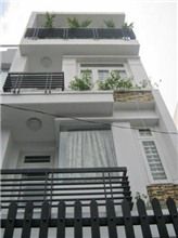 Bán Nhà Trường Chinh, DT 52m2, 4 Tầng, MT 5.5m, Ô Tô Vào Nhà 5.2 Tỷ.