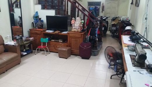 Sốc: Nhà Lê Trọng Tấn 52M2X4T, Phân Lô, Ô Tô, Hiện Đại, 5 Tỷ.