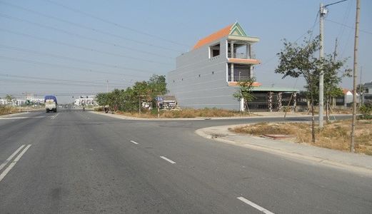 Cần Bán Gấp Đất Nguyễn Thị Định Ngay TTHC Q. 2, Giá 750tr/Nền, SHR, XDTD