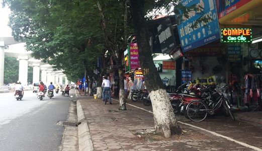 Nhà Mặt  Phô Xuân Thủy 40m, 4 Tầng, 12 Tỷ.