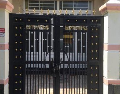 Bán 12 Căn Nhà LK, 7 Phòng, 100m2, Ngay Trường Học Cần Đước