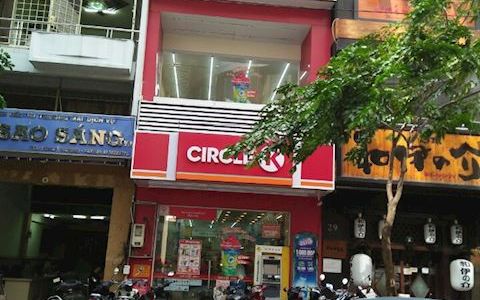 Cần Bán Nhà Mặt Tiền Đường Trần Hưng Đạo , 2 Lầu , Dt: Gần 200m2 , Giá 11 Tỷ