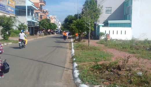 Đổ Nợ Bán Gấp Lô Đất Ngay Chợ Long Điền, BRVT (Miễn Trung Gian)