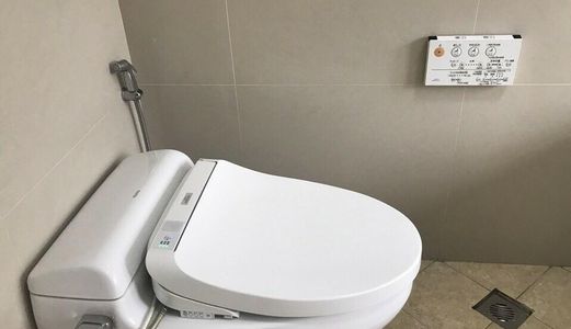 Bán Nhà Thái Thịnh, Dt 52m2, Cách Mặt Phố 10m, Giá Chỉ 4,2 Tỷ.