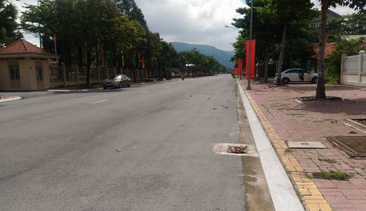 - Bán Lô Đất Giá Rẻ Mặt Tiền Ql51 Tại Trung Tâm Thị Xã Phú Mỹ - Huyện Tân Thành, Tỉnh Bà Rịa Vũng T