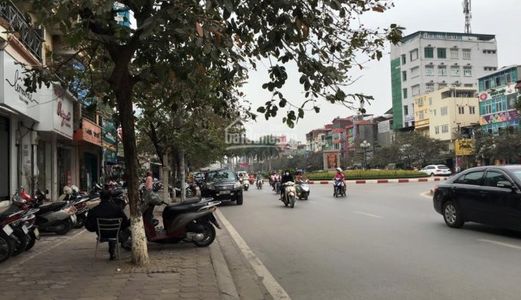 Bán Nhà Mặt Phố Nguyễn Phong Sắc, 5 Tầng, Dt 58m2. Lh: 0913.650.386