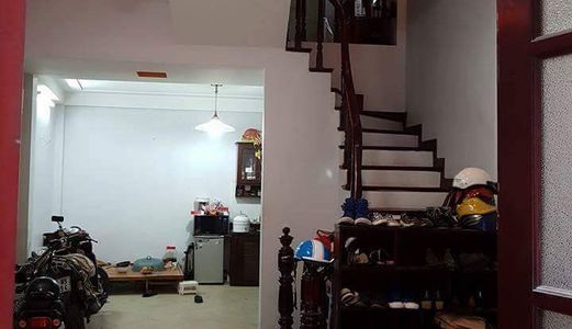 Nhà Đẹp 3 Mặt Thoáng Đường Láng, Đống Đa, 40m X 5 Tầng, MT 4m, Giá 3.8 Tỷ.