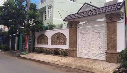 Bán Biệt Thự Mặt Tiền  Dt: 11X27 M2 – Quận 2