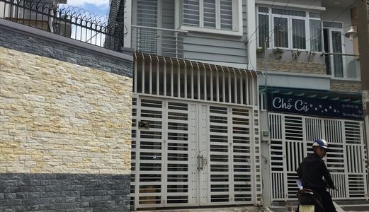 Do Chuyển Công Tác Nơi Khác, Bán Gấp Nhà 1 Trệt 1 Lầu Đường 14, Linh Đông,Thủ Đức Giá 2,8 Tỷ.