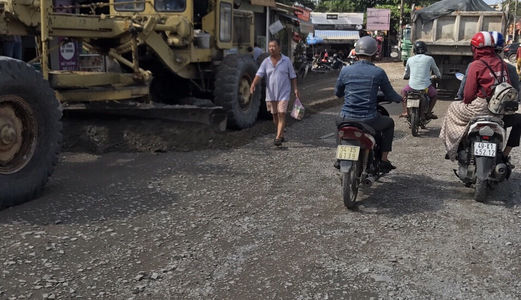 Cần Bán Gấp Lô 54m2 Giá Rẻ Đường 8m Đường Hoàng Hữu Nam, SHR, KDC Hiện Hữu, An Ninh