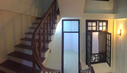 Bán Gấp Nhà  Tôn Thất Tùng Giá Sốc 55m2 X 5 Tầng Chỉ 3.3 Tỷ.