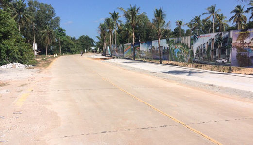 Bán Gấp Nền Đất 200m2 Với Giá 250 Triệu,Sổ Hồng Riêng, Mặt Tiền Đường 20m, Gía Rẻ Đầu Tư Lời Cao