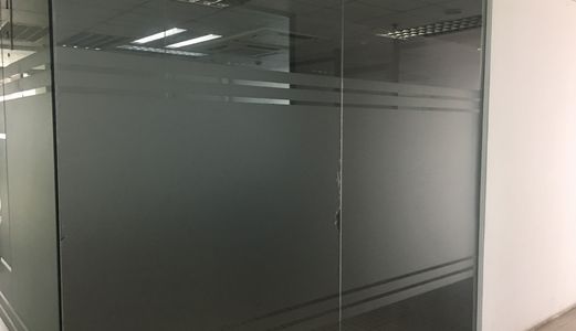 Cho Thuê Văn Phòng  40m2 Tại Tòa Nhà Vĩnh Trung Plaza Đường Hùng Vương (Mtg).