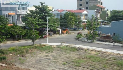 Vợ Chồng Kẹt Tiền Bán Gấp 600M2 Đất Thổ Cư Mt Chợ. Giá 275 Triệu.trung Tâm Tp Mới Bd