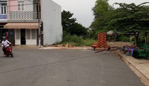 Cần Bán Gấp Lô Đất Mặt Tiền Đường Đình Phong Phú , 85m2 Giá 970 Triệu. LH 01267445798