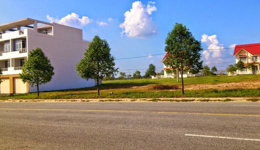 Chị Nga Bán Nhanh 900m2 + 16 Phòng Trọ,shr,giá Chính Chủ