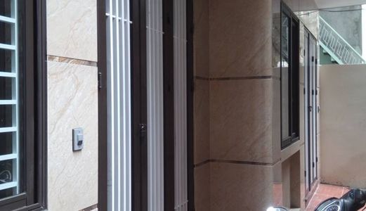 Bán Nhà Mặt Ngõ Pháo Đài Láng, Đống Đa 35m2, 5 Tầng, MT 3.4m, 3.3 Tỷ, 2 Thoáng