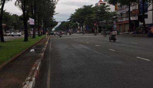 Bán Nhà Mtkd Đường Vành Đai Trong , 6 X 21.5m - 3.5 Tấm Giá 12.9 Tỷ 