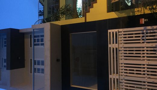 Bán Nhà Lê Đại Hành, Quận 11, 68m, 5.3 Tỷ, Ô Tô Đổ Cửa.