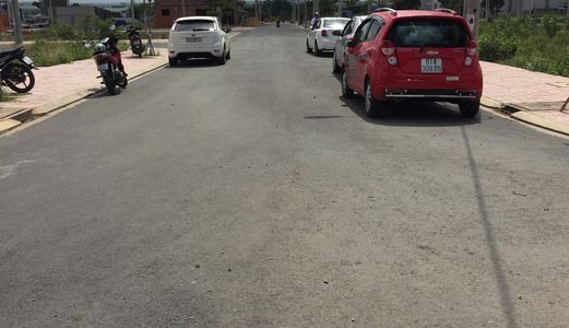  Đất Nền Dự Án Mới Mở Quy Mô 18ha Mặt Tiền Đường Lớn 28m Ngay Tx.Dĩ An. Lh : 0982205819