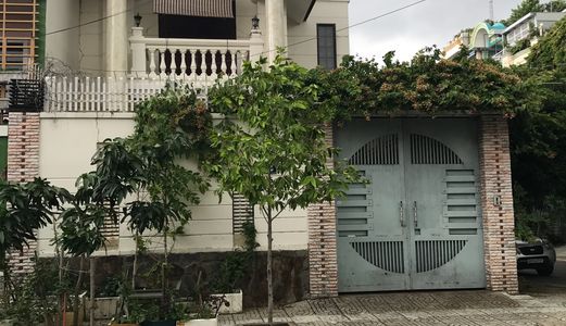 Bán Biệt Thự Nguyễn Văn Đậu, Phú Nhuận ( Nhà Đẹp Giá Tốt)