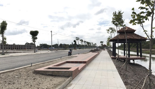 Bán Gấp Lô Đất 2 Mặt Tiền Kinh Doanh