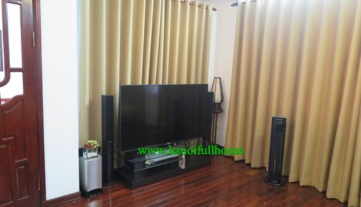 Nhà Đẹp 05 Phòng Ngủ Có Gara, Ban Công Rộng Ở Tô Ngọc Vân 