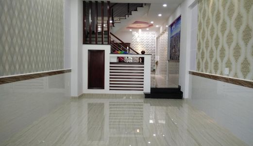 Bán Nhà Hẻm Xe Tải Huỳnh Văn Bánh 5x15 Nhà 2 Lầu Giá 7.5 .Tỷ
