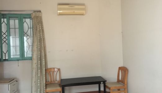 Cho Thuê Văn Phòng Nhỏ Xinh, Ngay Mặt Tiền Hoa Lan Quận Phú Nhuận